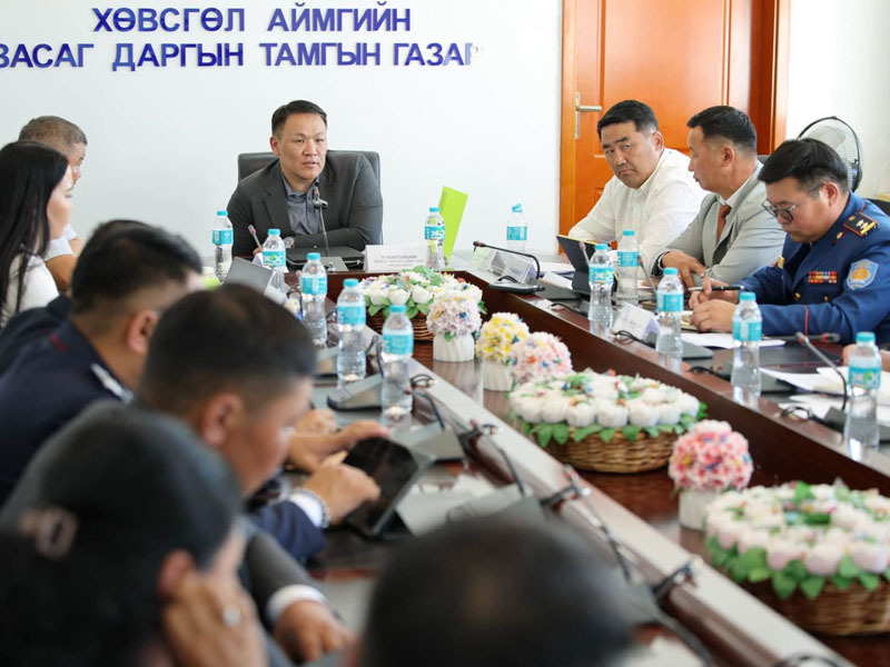 Засгийн газар аймгуудыг асуудлаа өөрсдөө шийдэх боломжийг нэмэгдүүлж, эрхзүйн саадыг арилгана